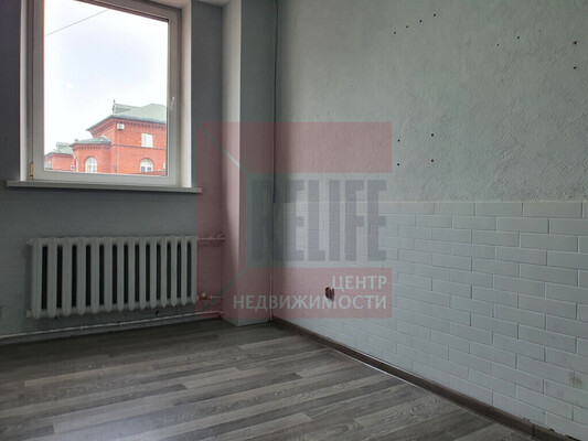 Продам коммерческое помещение 24,2 м2, Ленинский пр-кт, 1, Калининград г