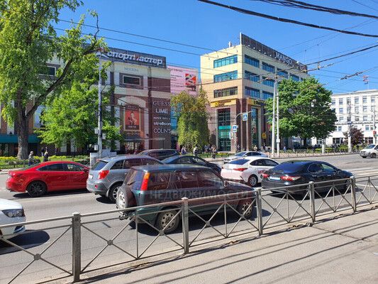 Продам коммерческое помещение 24,2 м2, Ленинский пр-кт, 1, Калининград г