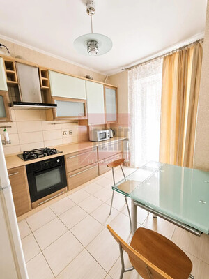 Продам однокомнатную (1-комн.) квартиру, Майская ул, 4, Калининград г