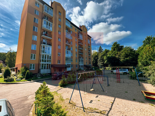 Продам двухкомнатную (2-комн.) квартиру, 8 Марта ул, к 2, Светлогорск г