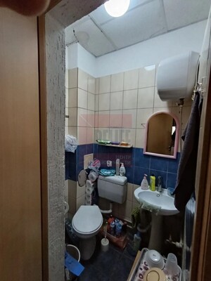 Сдам коммерческое помещение 73 м2, Барнаульская ул, 1-3, Калининград г