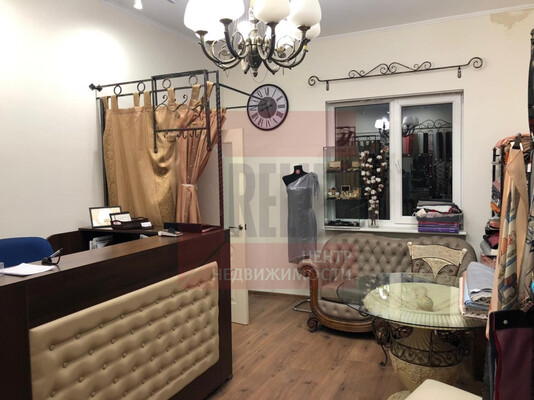 Продам офисное помещение 600 м2, Горького ул, 69, Калининград г