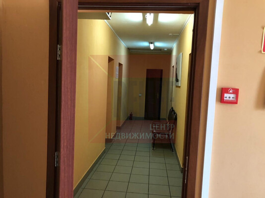 Продам офисное помещение 600 м2, Горького ул, 69, Калининград г
