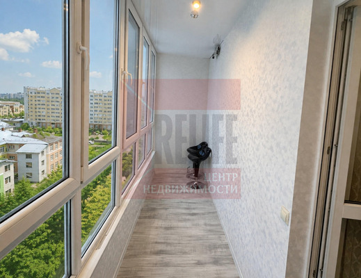 Продам трехкомнатную (3-комн.) квартиру, Таврическая ул, 1, Калининград г