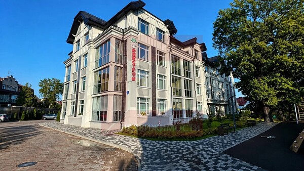 Продам двухкомнатную (2-комн.) квартиру, Вагоностроительная ул, 3А, Калининград г