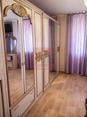Продам однокомнатную (1-комн.) квартиру, Судостроительная ул, 89, Калининград г