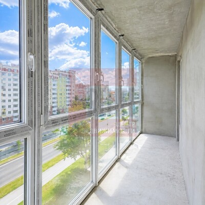 Продам трехкомнатную (3-комн.) квартиру, 27-й (ПГК Лада тер) ряд, к 4, Калининград г