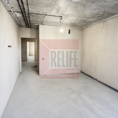 Продам трехкомнатную (3-комн.) квартиру, 27-й (ПГК Лада тер) ряд, к 4, Калининград г