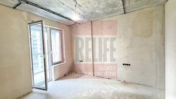 Продам трехкомнатную (3-комн.) квартиру, 27-й (ПГК Лада тер) ряд, к 4, Калининград г