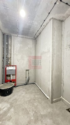 Продам трехкомнатную (3-комн.) квартиру, 27-й (ПГК Лада тер) ряд, к 4, Калининград г