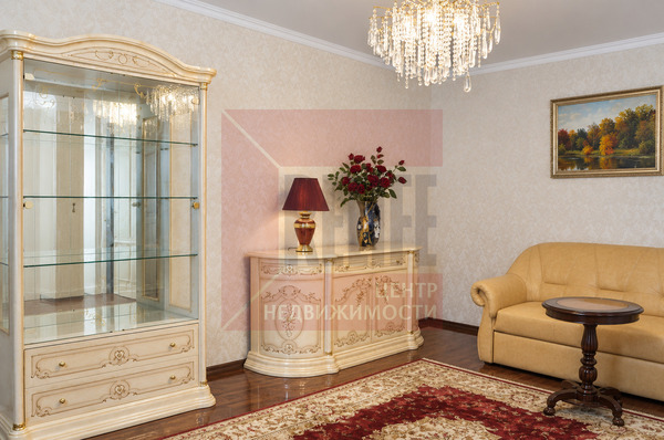 Продам двухкомнатную (2-комн.) квартиру, Полковника Ефремова ул, 1, Калининград г