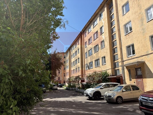 Продам трехкомнатную (3-комн.) квартиру, Алябьева ул, 22, Калининград г