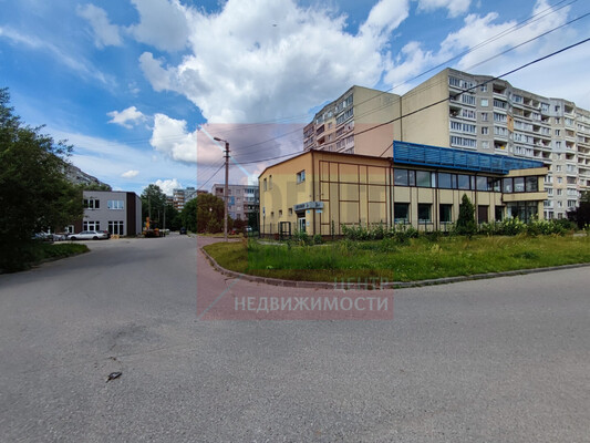 Продам коммерческое помещение 1 947,6 м2, Интернациональная ул, 11, Калининград г