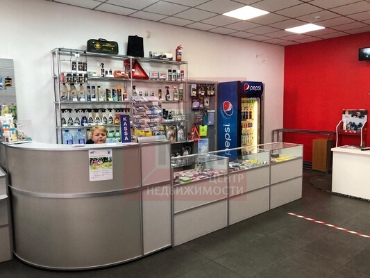 Продам коммерческое помещение 264,5 м2, 48-й (ПГК Лада тер) ряд, Калининград г
