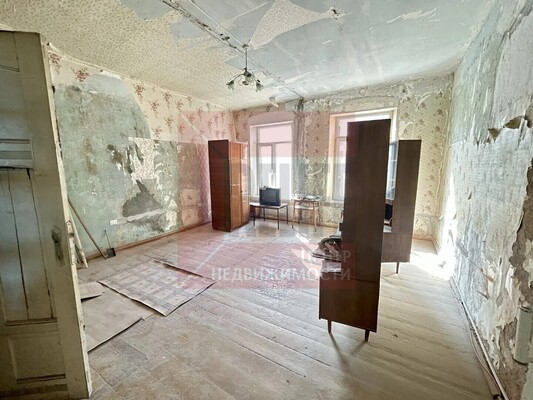 Продам двухкомнатную (2-комн.) квартиру, Заводская ул, 4, Черняховск г