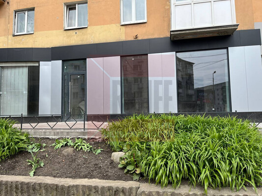 Продам коммерческое помещение 201,3 м2, Багратиона ул, 114, Калининград г