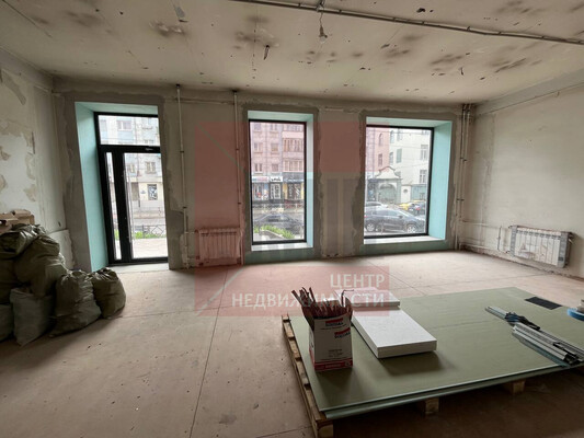 Продам коммерческое помещение 201,3 м2, Багратиона ул, 114, Калининград г
