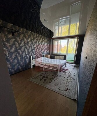 Продам трехкомнатную (3-комн.) квартиру, Генерала Толстикова ул, 77, Калининград г