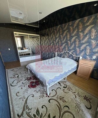 Продам трехкомнатную (3-комн.) квартиру, Генерала Толстикова ул, 77, Калининград г