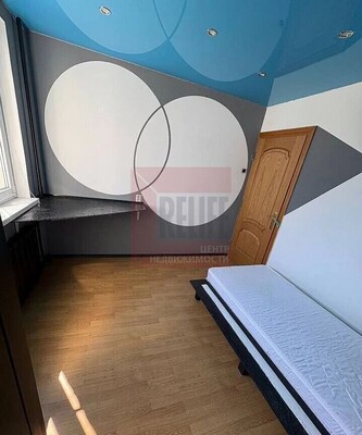Продам трехкомнатную (3-комн.) квартиру, Генерала Толстикова ул, 77, Калининград г