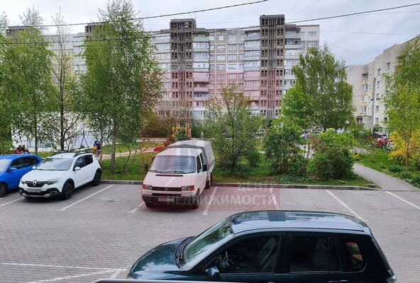 Продам трехкомнатную (3-комн.) квартиру, Генерала Толстикова ул, 77, Калининград г