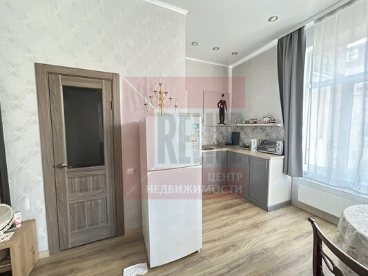 Продам однокомнатную (1-комн.) квартиру, Заводская ул, 4, Черняховск г