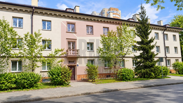 Продам однокомнатную (1-комн.) квартиру, Судостроительная ул, 7, Калининград г