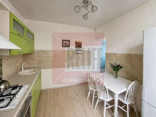 Продам двухкомнатную (2-комн.) квартиру, Добролюбова ул, 48, Калининград г