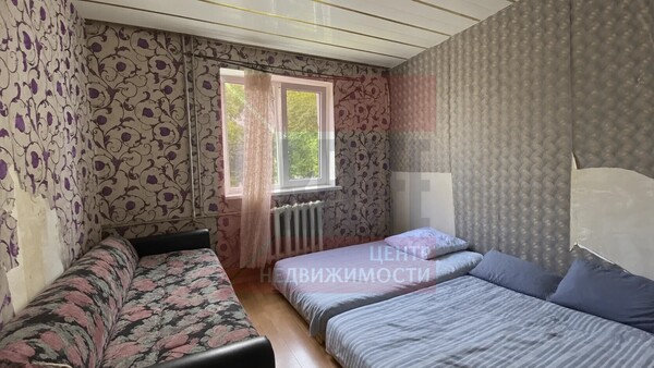 Продам двухкомнатную (2-комн.) квартиру, Коммунистическая ул, 65, Калининград г