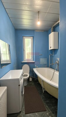 Продам двухкомнатную (2-комн.) квартиру, Коммунистическая ул, 65, Калининград г