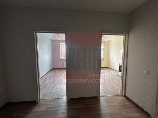 Продам двухкомнатную (2-комн.) квартиру, Борисовский б-р, 17, Калининград г