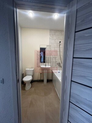 Продам двухкомнатную (2-комн.) квартиру, Борисовский б-р, 17, Калининград г