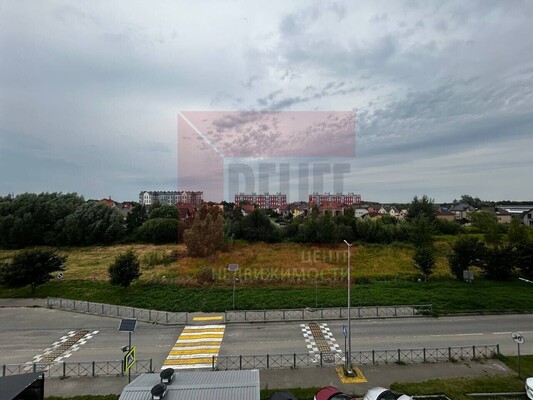 Продам двухкомнатную (2-комн.) квартиру, Борисовский б-р, 17, Калининград г