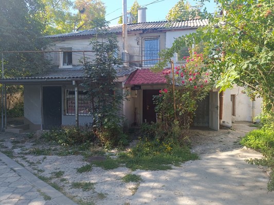 Продам двухкомнатную (2-комн.) квартиру, Гоголя ул, 19, Симферополь г
