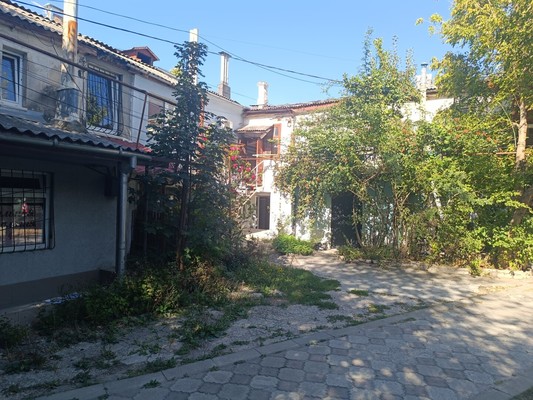 Продам двухкомнатную (2-комн.) квартиру, Гоголя ул, 19, Симферополь г