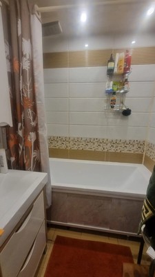 Продам трехкомнатную (3-комн.) квартиру, Кораблестроителей ул, 39в, Санкт-Петербург г