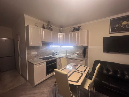 Продам однокомнатную (1-комн.) квартиру, Московская ул, 9к1, Пенино д