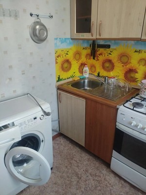 Сдам трехкомнатную (3-комн.) квартиру, Здоровья ул, 3, Алексин г