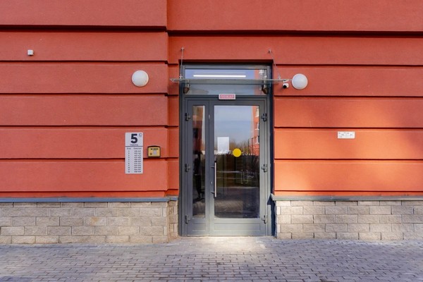 Продам однокомнатную (1-комн.) квартиру, Романовская ул, 4, Мурино п