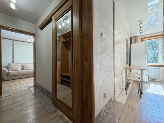 Продам двухкомнатную (2-комн.) квартиру, Краснофлотская ул, 26, Комсомольск-на-Амуре г