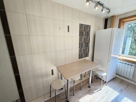Продам двухкомнатную (2-комн.) квартиру, Краснофлотская ул, 26, Комсомольск-на-Амуре г