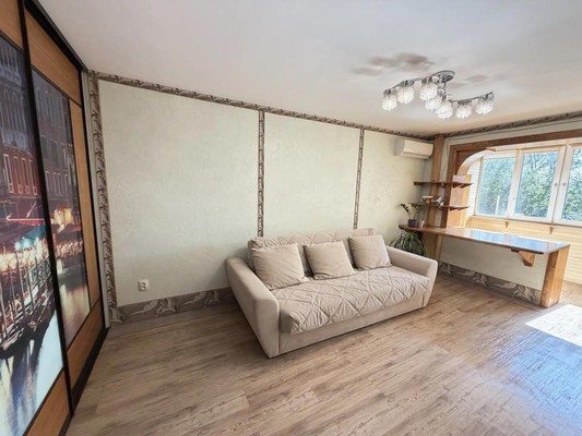 Продам двухкомнатную (2-комн.) квартиру, Краснофлотская ул, 26, Комсомольск-на-Амуре г