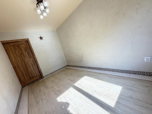 Продам двухкомнатную (2-комн.) квартиру, Краснофлотская ул, 26, Комсомольск-на-Амуре г