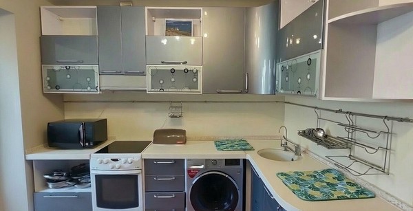 Продам двухкомнатную (2-комн.) квартиру, Нахимовская ул, 33, Находка г