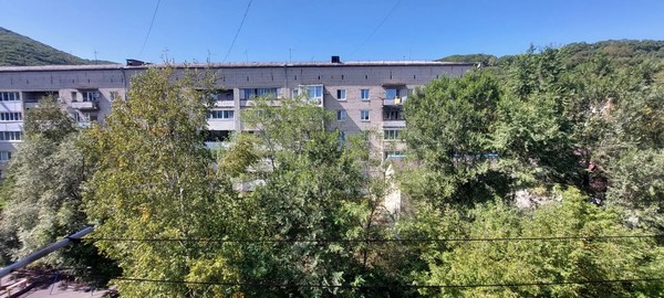 Продам двухкомнатную (2-комн.) квартиру, Нахимовская ул, 33, Находка г