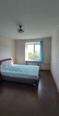 Продам двухкомнатную (2-комн.) квартиру, Нахимовская ул, 33, Находка г