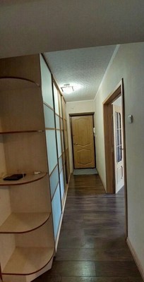 Продам двухкомнатную (2-комн.) квартиру, Нахимовская ул, 33, Находка г
