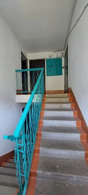 Продам двухкомнатную (2-комн.) квартиру, Нахимовская ул, 33, Находка г