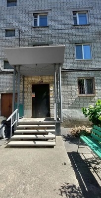 Продам двухкомнатную (2-комн.) квартиру, Нахимовская ул, 33, Находка г