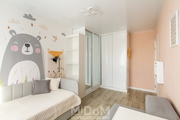 Продам двухкомнатную (2-комн.) квартиру, Шишкина ул, 303к1 стр 1, Парголово п